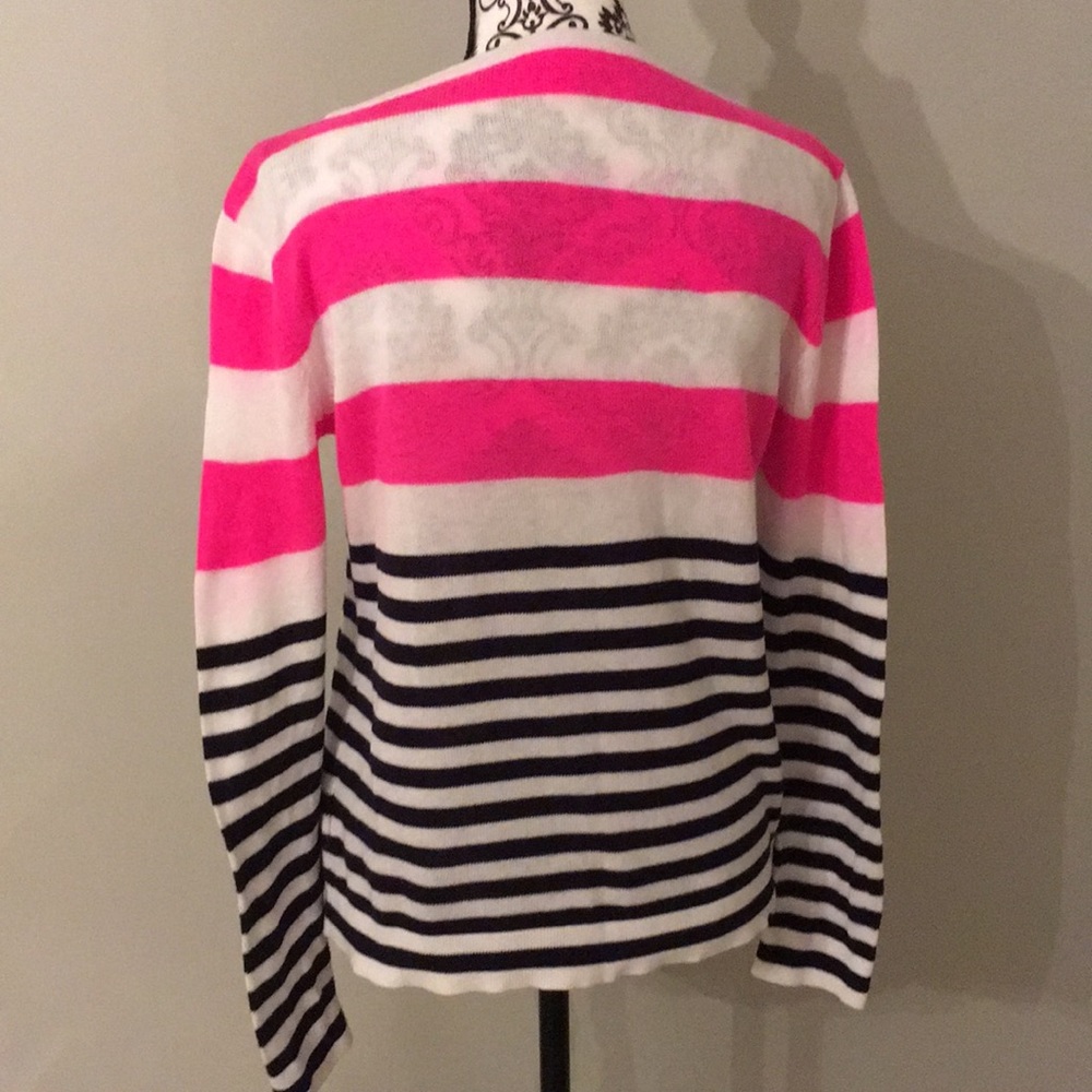 Sold: Lilly Pulitzer Light Sweater Size M - Picture 3 of 8